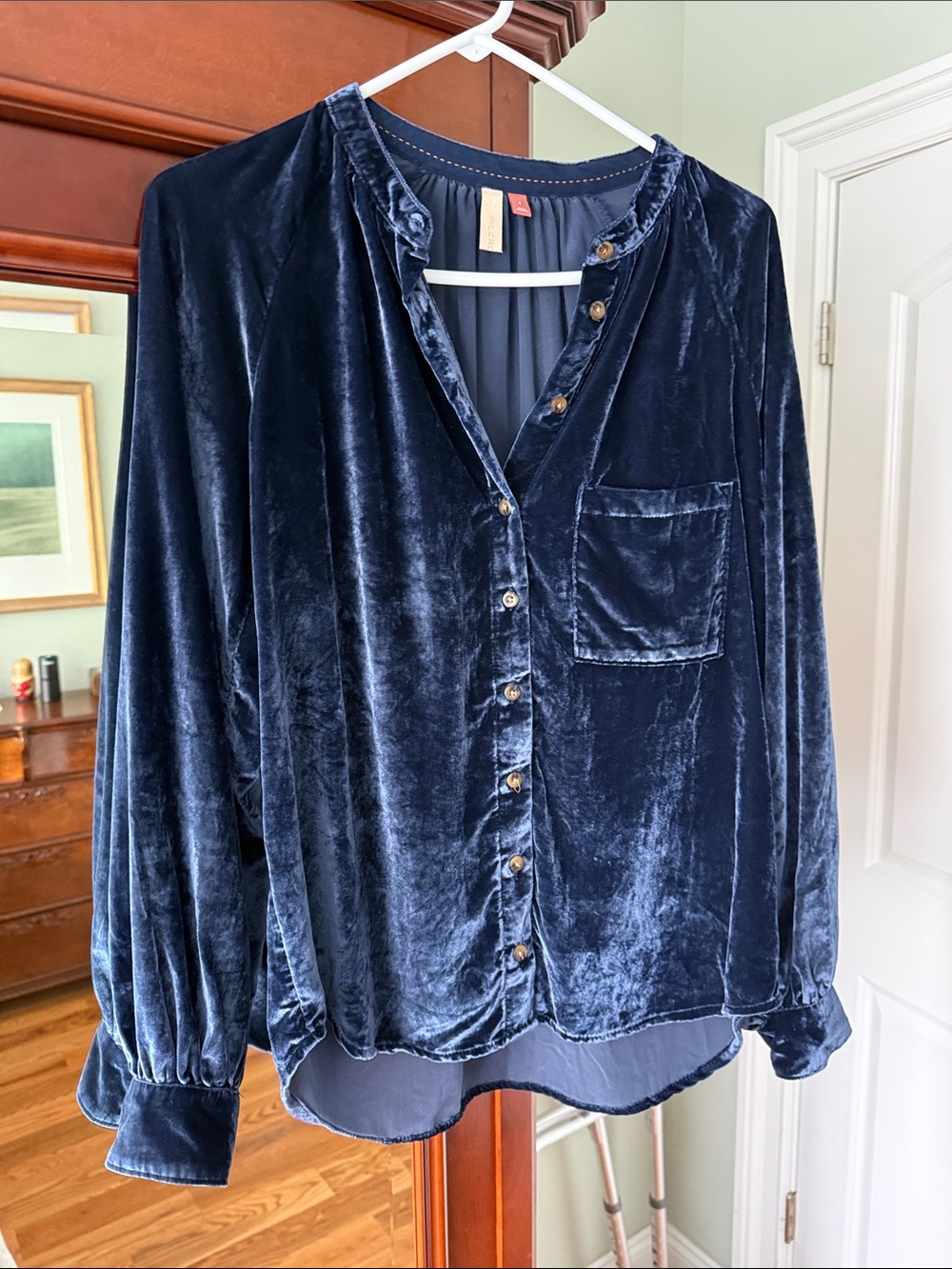 Pilcro Navy Velvet Button-Front Blouse 💙👌  -S